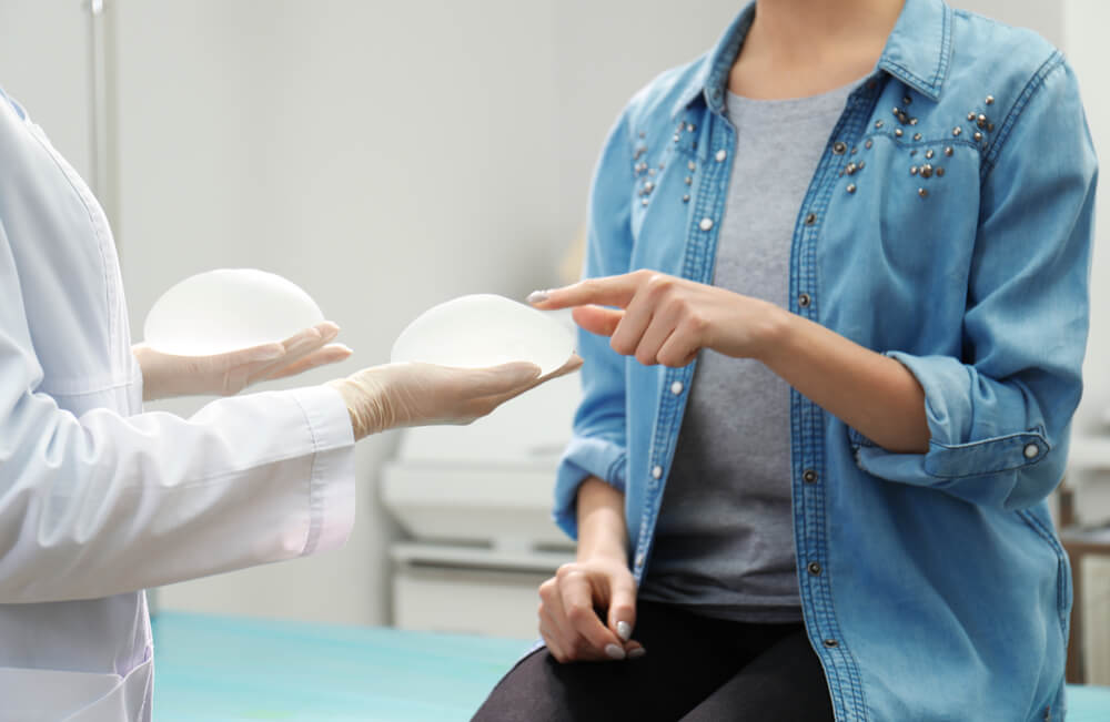Ugradnja silikonskih implantata